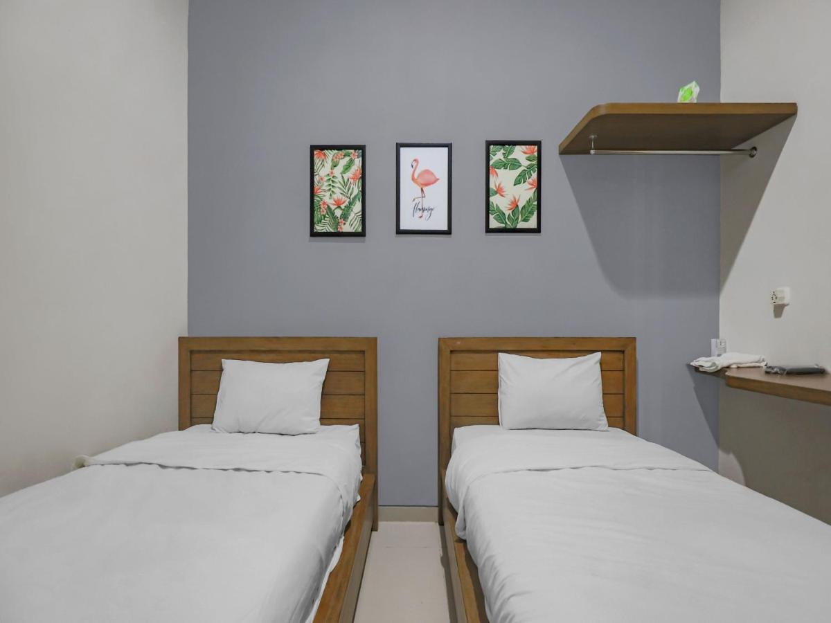 Hotel Casa Ts 16 Malang Exterior foto